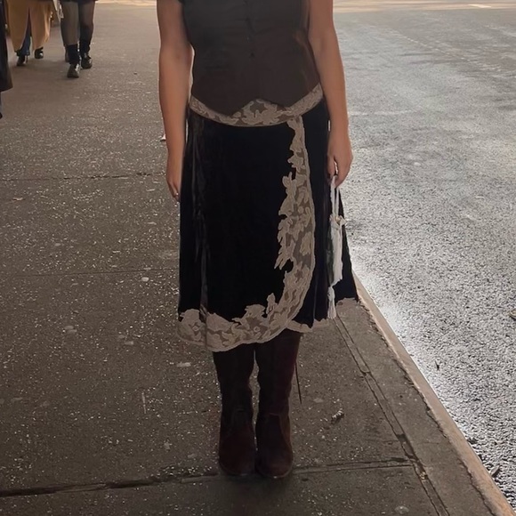 Vintage Dresses & Skirts - vintage brown lace velvet midi skirt